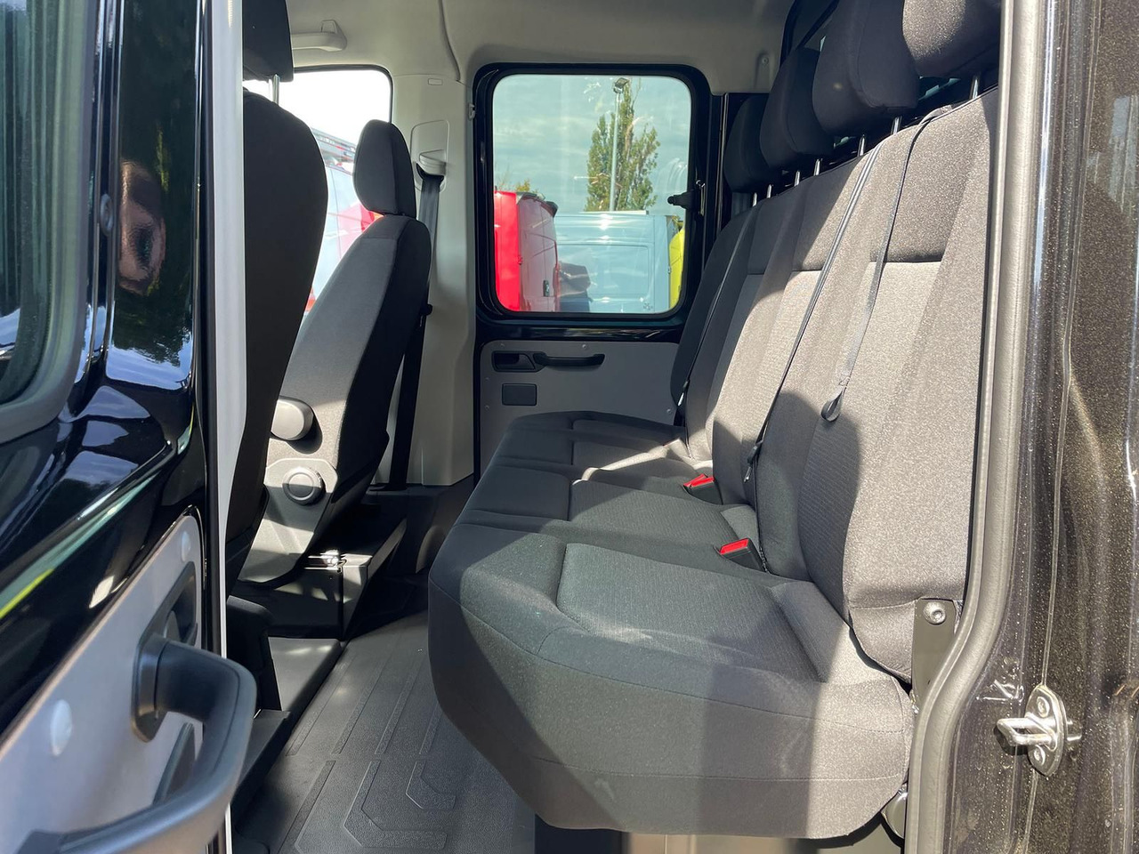 Малотоннажный бортовой грузовик, Грузопассажирский фургон MAN TGE 3.160 Pritsche DOKA LR HECK AHK 3.5t ACC NAV: фото 15