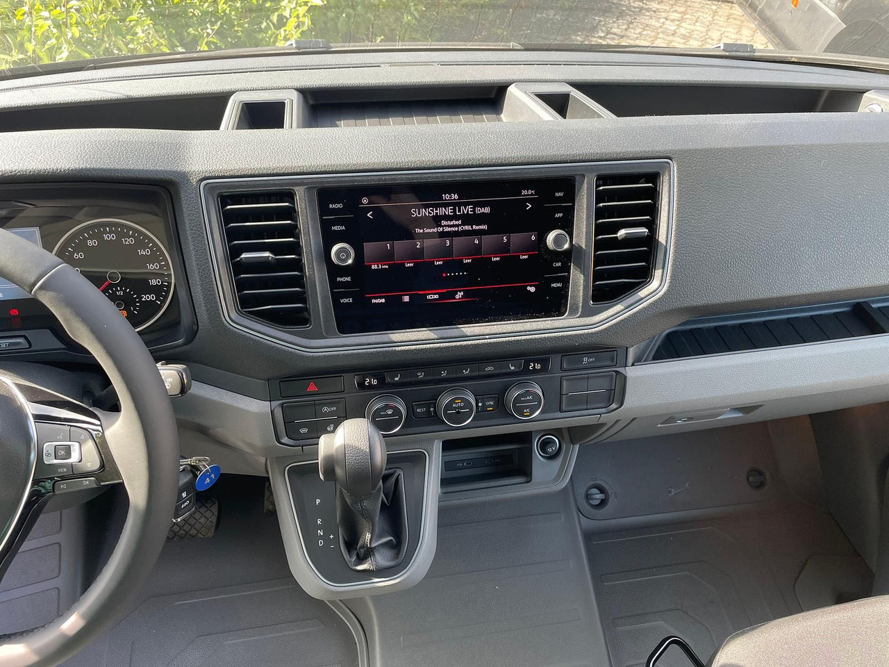 Малотоннажный бортовой грузовик, Грузопассажирский фургон MAN TGE 3.160 Pritsche DOKA LR HECK AHK 3.5t ACC NAV: фото 13