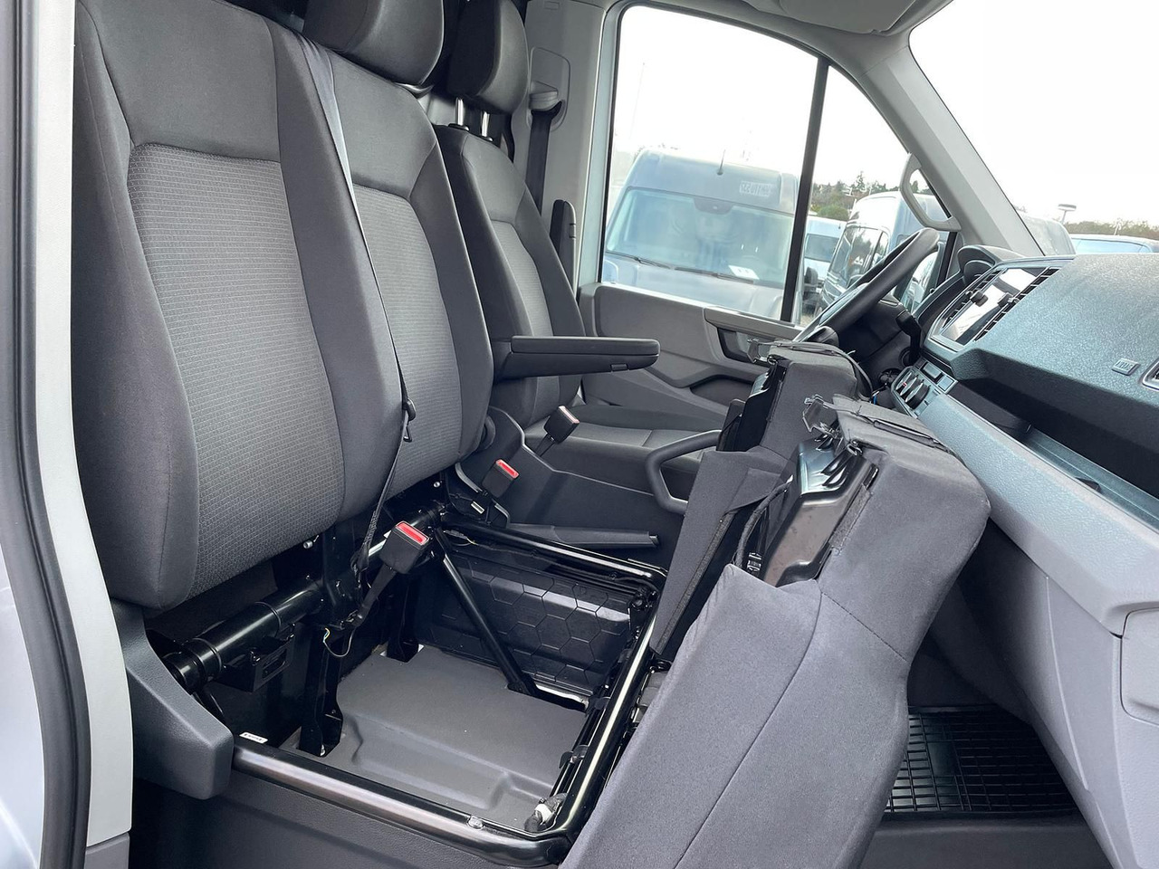 Цельнометаллический фургон MAN TGE 3.180 L3H3 Kasten 4x4 DIFF NAV ACC STANDH: фото 27
