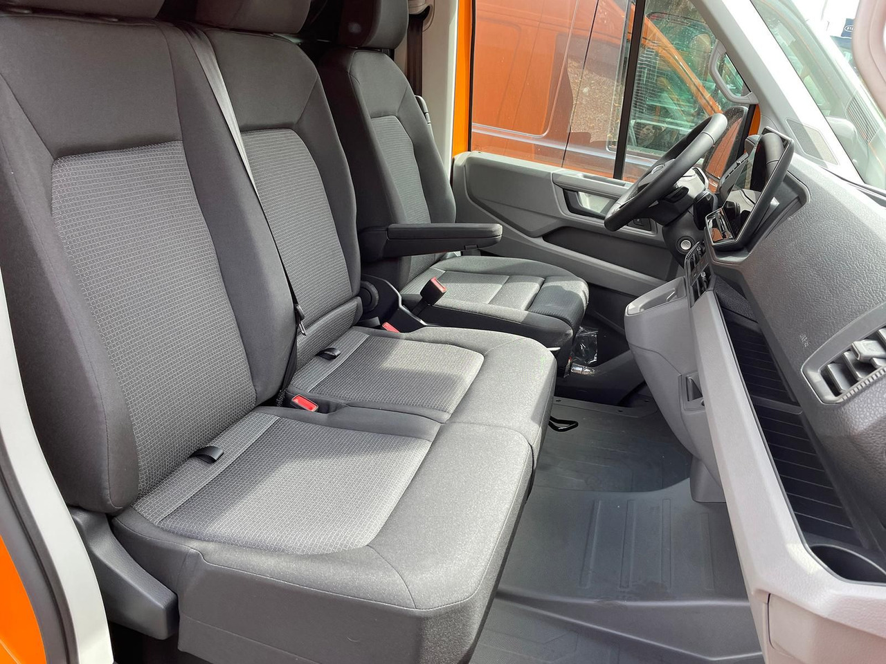 Легковой автомобиль MAN TGE 3.180 L3H3 Kasten STANDHZ ACC NAVI KAMERA: фото 12