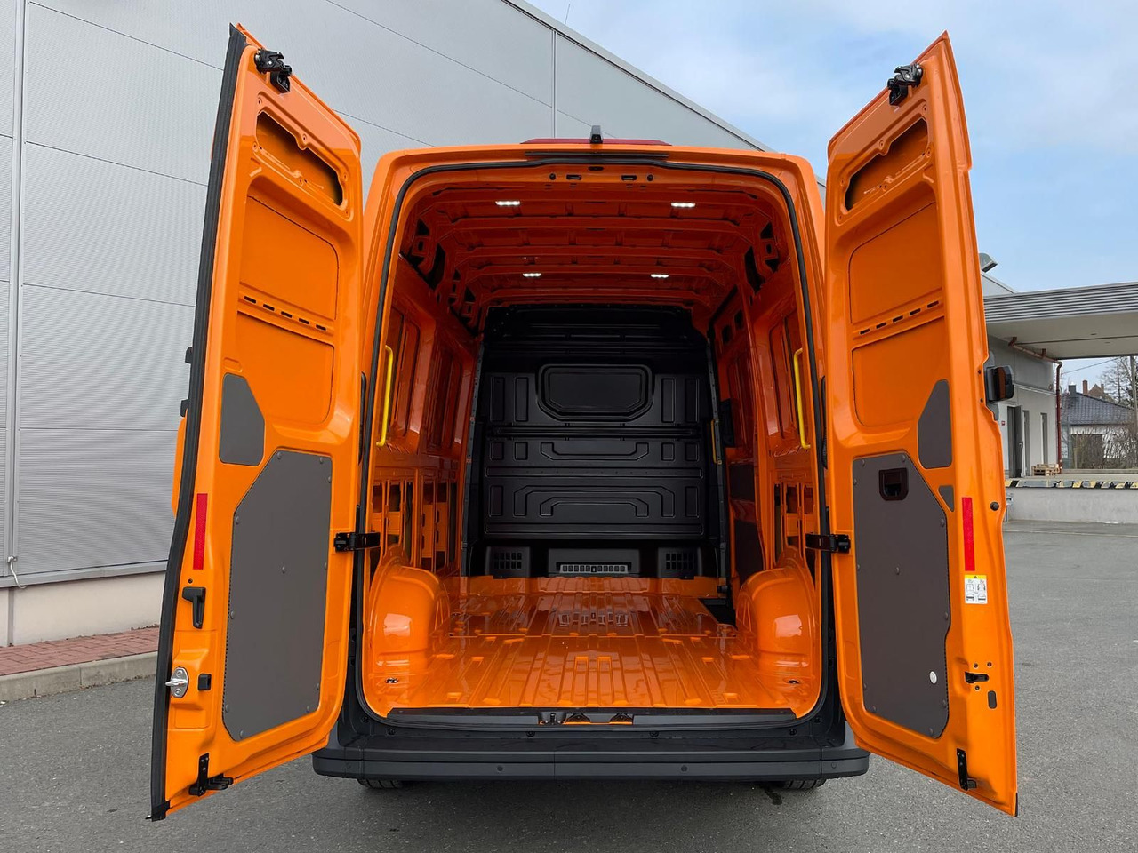Легковой автомобиль MAN TGE 3.180 L3H3 Kasten STANDHZ ACC NAVI KAMERA: фото 35