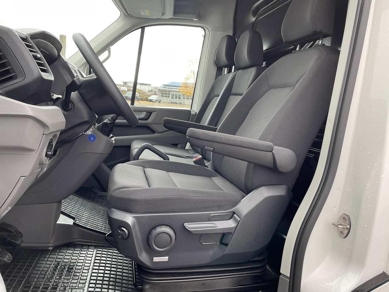 Цельнометаллический фургон MAN TGE 3.180 L4H3 Kasten 4x4 LED TEMPOMAT DIFF AHK: фото 24