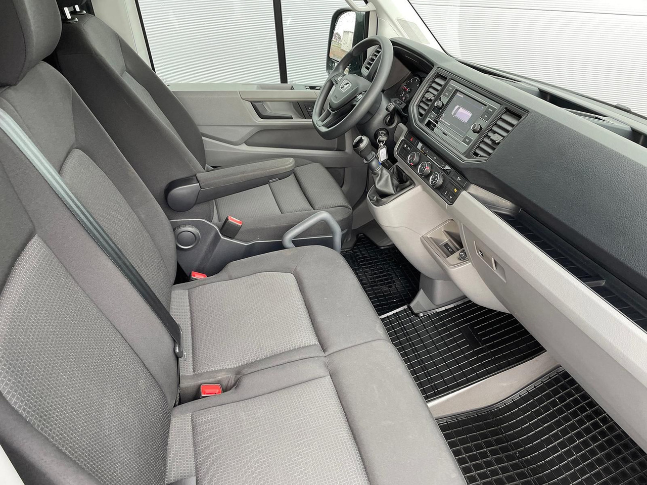 Цельнометаллический фургон MAN TGE 3.180 L4H3 Kasten 4x4 LED TEMPOMAT DIFF AHK: фото 15