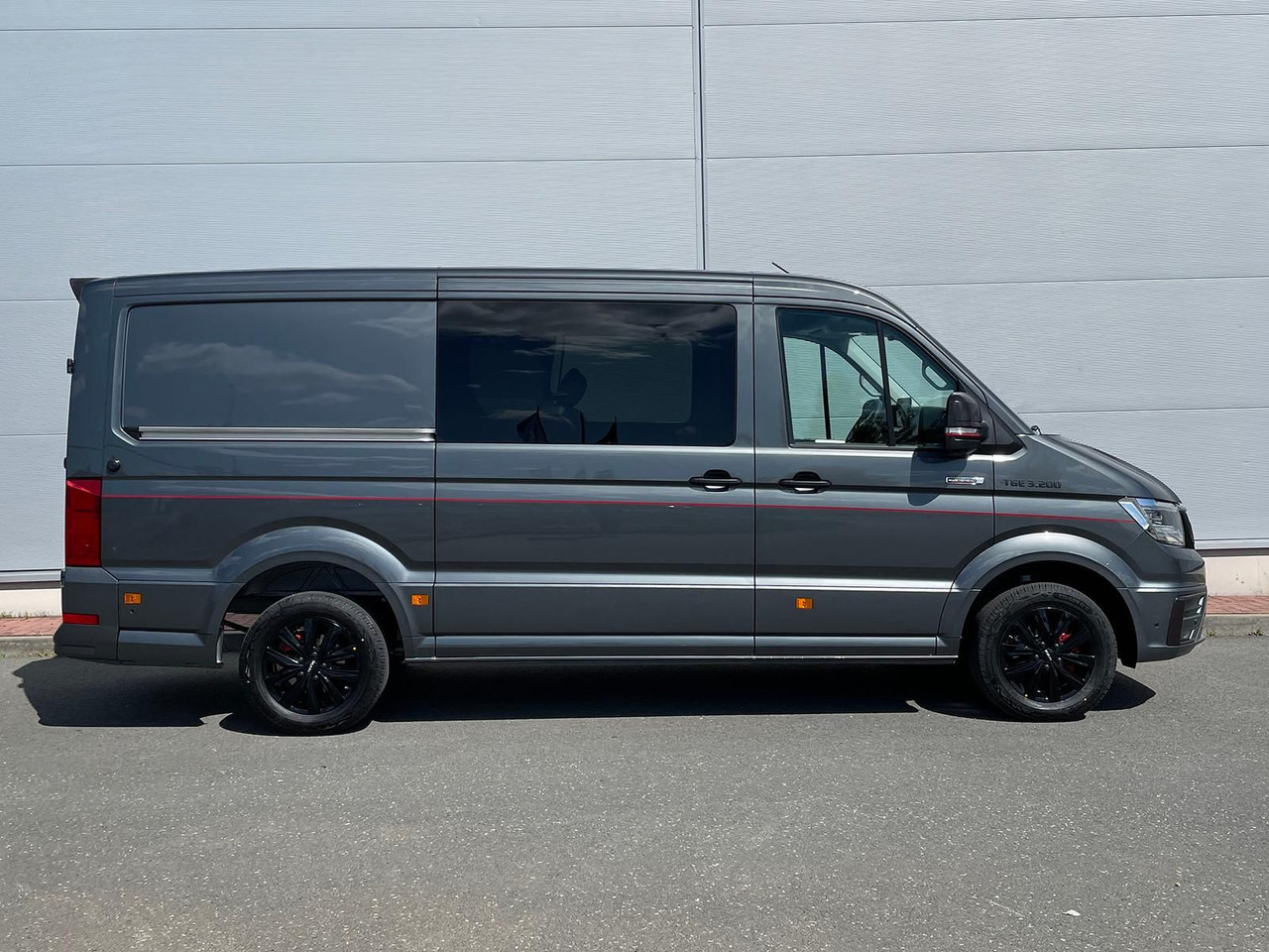 MAN TGE 3.200 L3H2 MIXTO 4x4 Individual S ACC STHZ - Легковой автомобиль: фото 5 MAN TGE 3.200 L3H2 MIXTO 4x4 Individual S ACC STHZ - Легковой автомобиль: фото 5