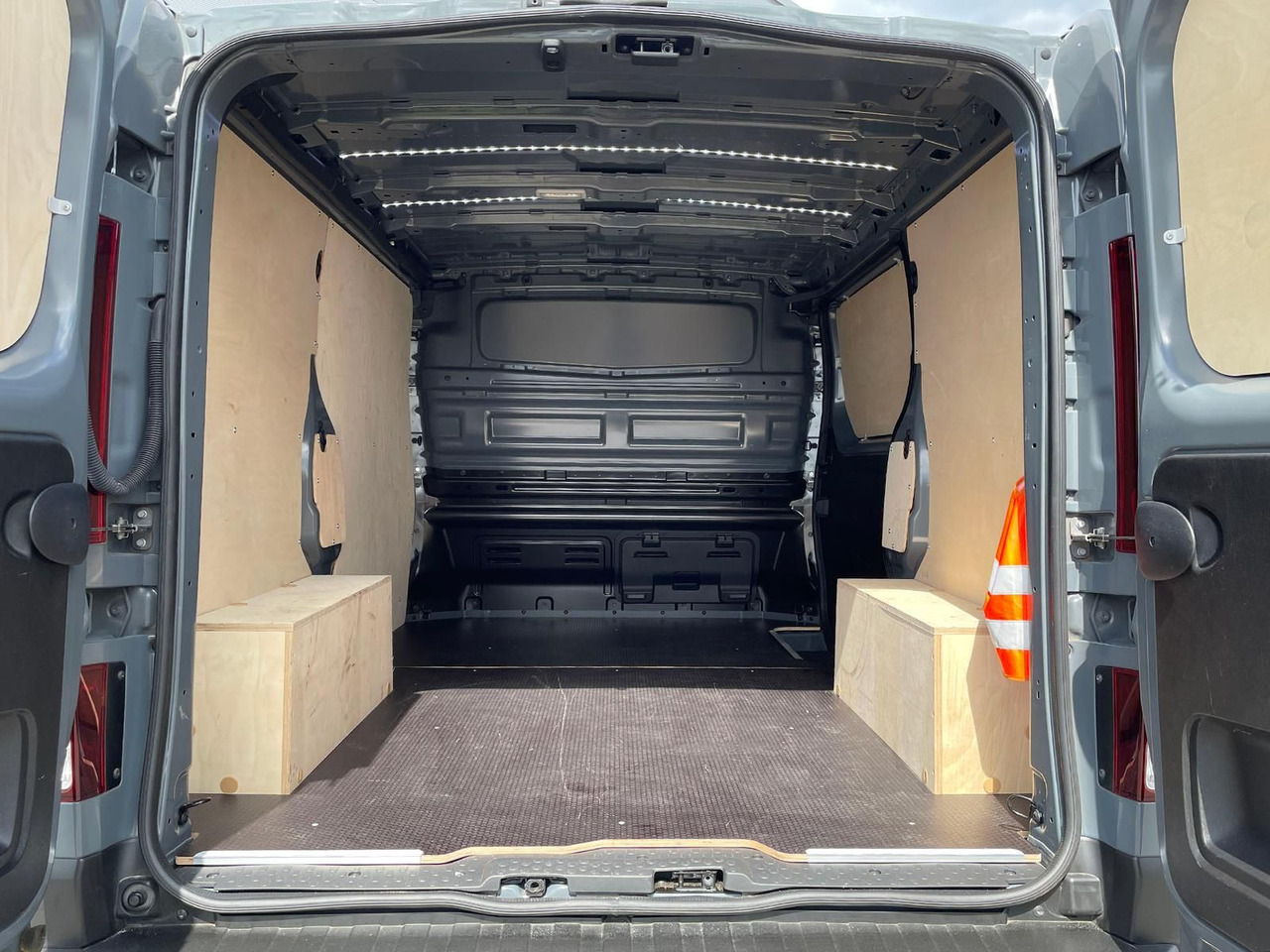 Цельнометаллический фургон Renault Trafic Kasten RED EDITION L1H1 AHK LED DAB MFL: фото 34