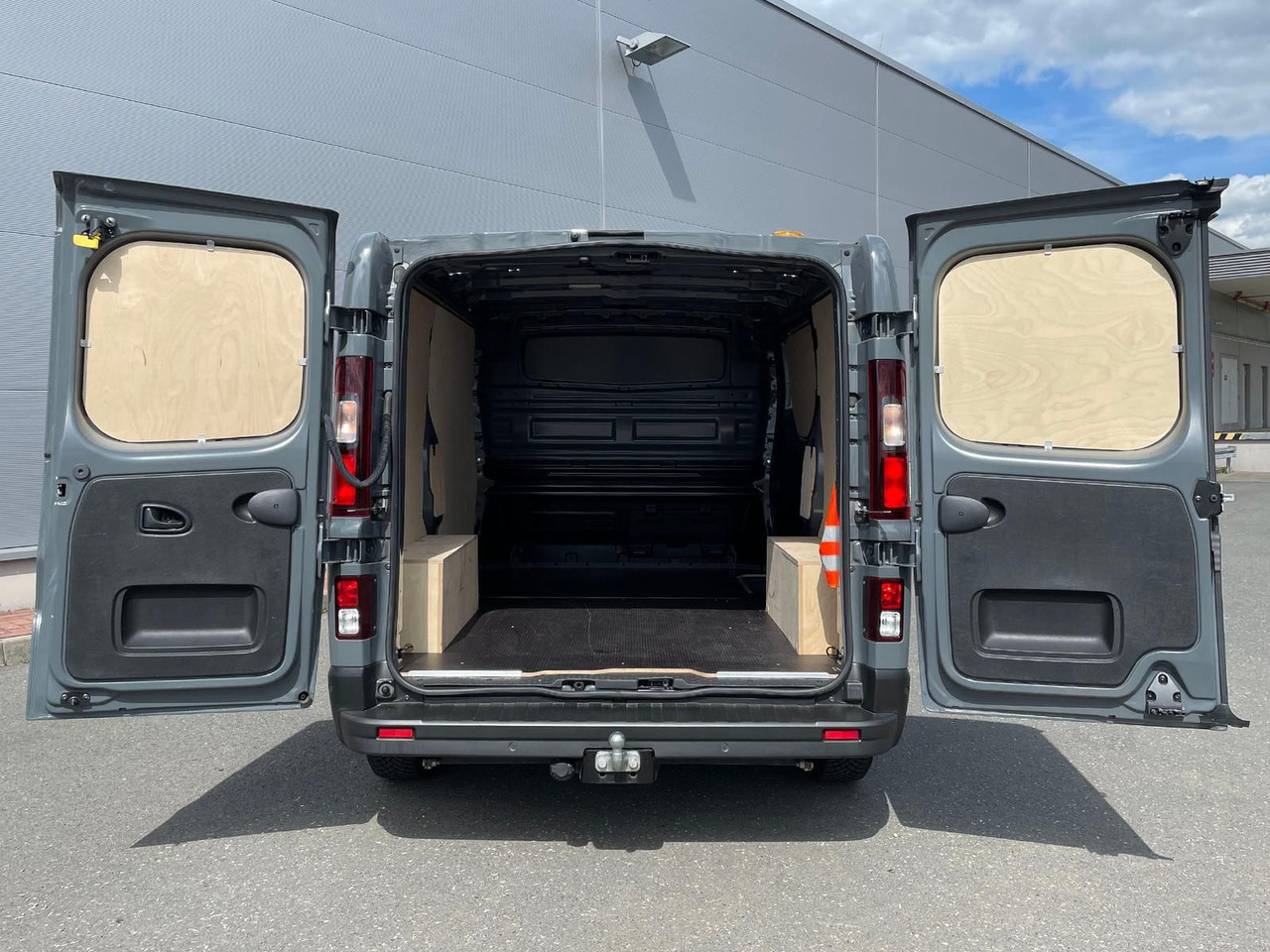 Цельнометаллический фургон Renault Trafic Kasten RED EDITION L1H1 AHK LED DAB MFL: фото 35