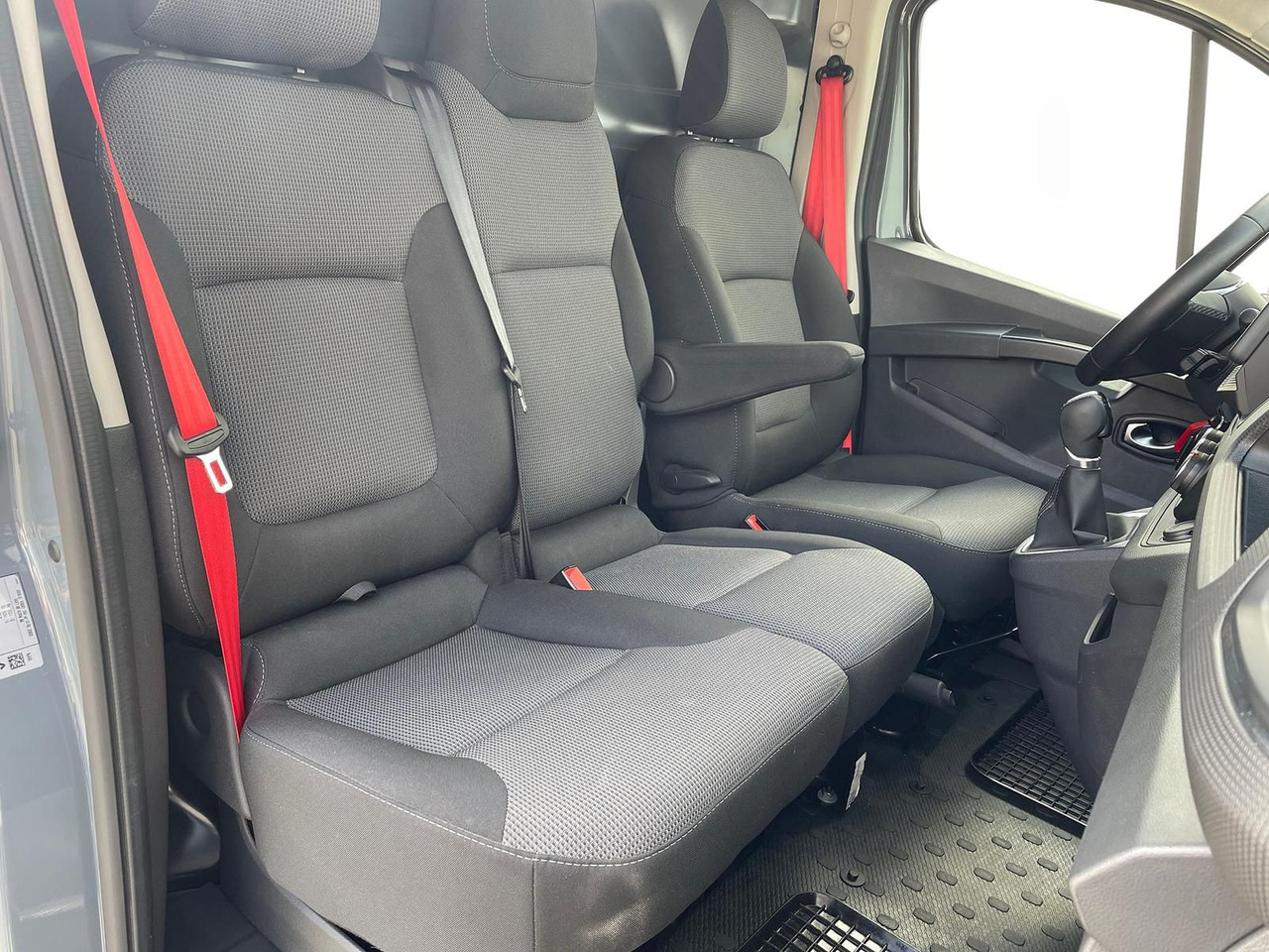 Цельнометаллический фургон Renault Trafic Kasten RED EDITION L1H1 AHK LED DAB MFL: фото 19