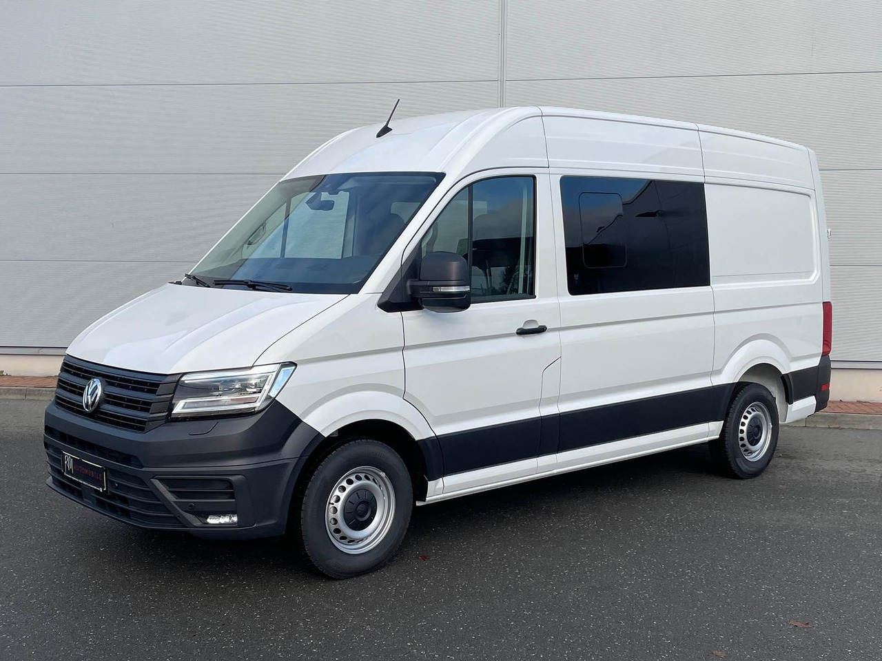 Volkswagen Crafter Kasten 35 L3H3 Autom. NAVI SITZHZ ACC - Цельнометаллический фургон: фото 1 Volkswagen Crafter Kasten 35 L3H3 Autom. NAVI SITZHZ ACC - Цельнометаллический фургон: фото 1