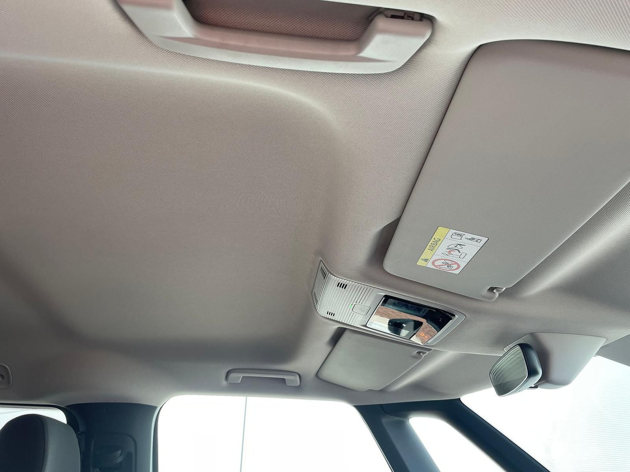 Пассажирский фургон, Электрический фургон Volkswagen ID.Buzz KW Fahrwerk LM Felgen KLIMA PDC ACC DAB: фото 38