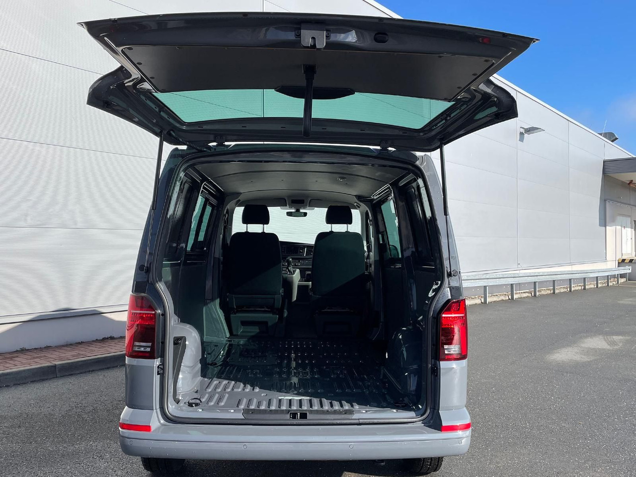 Пассажирский фургон Volkswagen T6.1 Transporter Kasten 4M ACC PDC KAMERA STANDH: фото 9