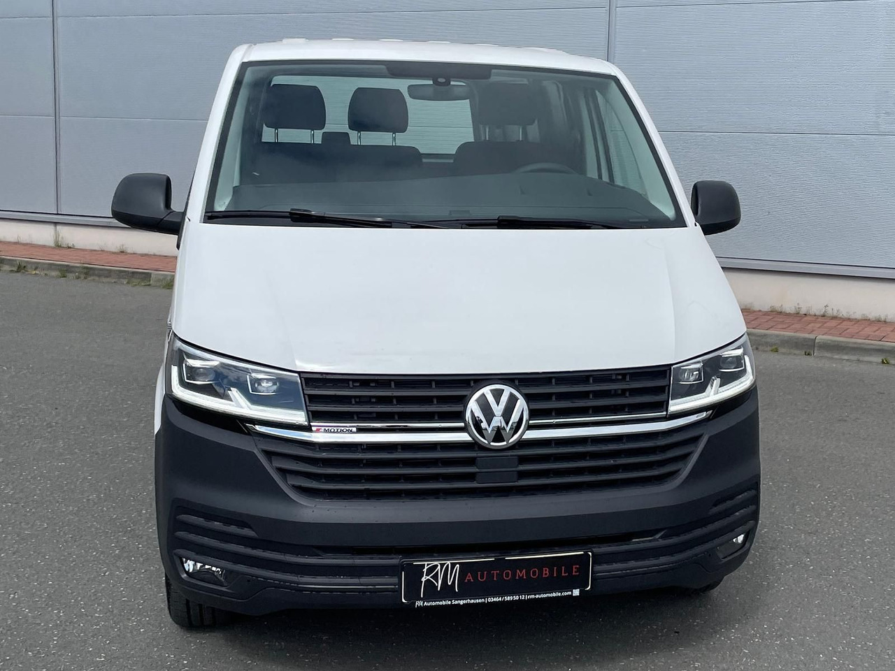 Volkswagen T6.1 Transporter Kasten lang 4M MFL LED TEMPOMAT - Цельнометаллический фургон: фото 3 Volkswagen T6.1 Transporter Kasten lang 4M MFL LED TEMPOMAT - Цельнометаллический фургон: фото 3