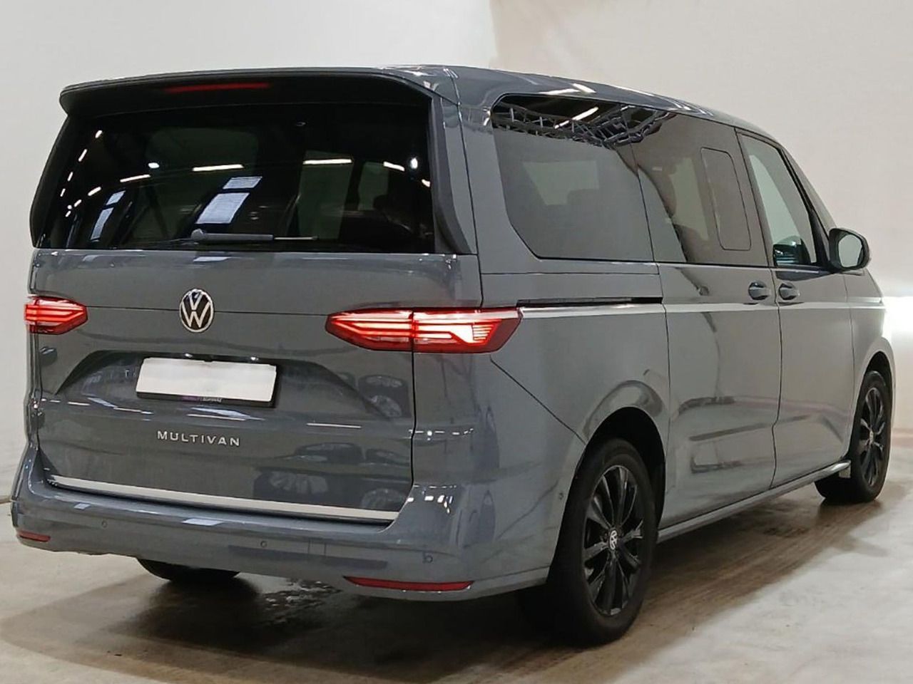 Volkswagen T7 Multivan Style lang Panorama Matrix STANDHZ - Пассажирский фургон: фото 2 Volkswagen T7 Multivan Style lang Panorama Matrix STANDHZ - Пассажирский фургон: фото 2