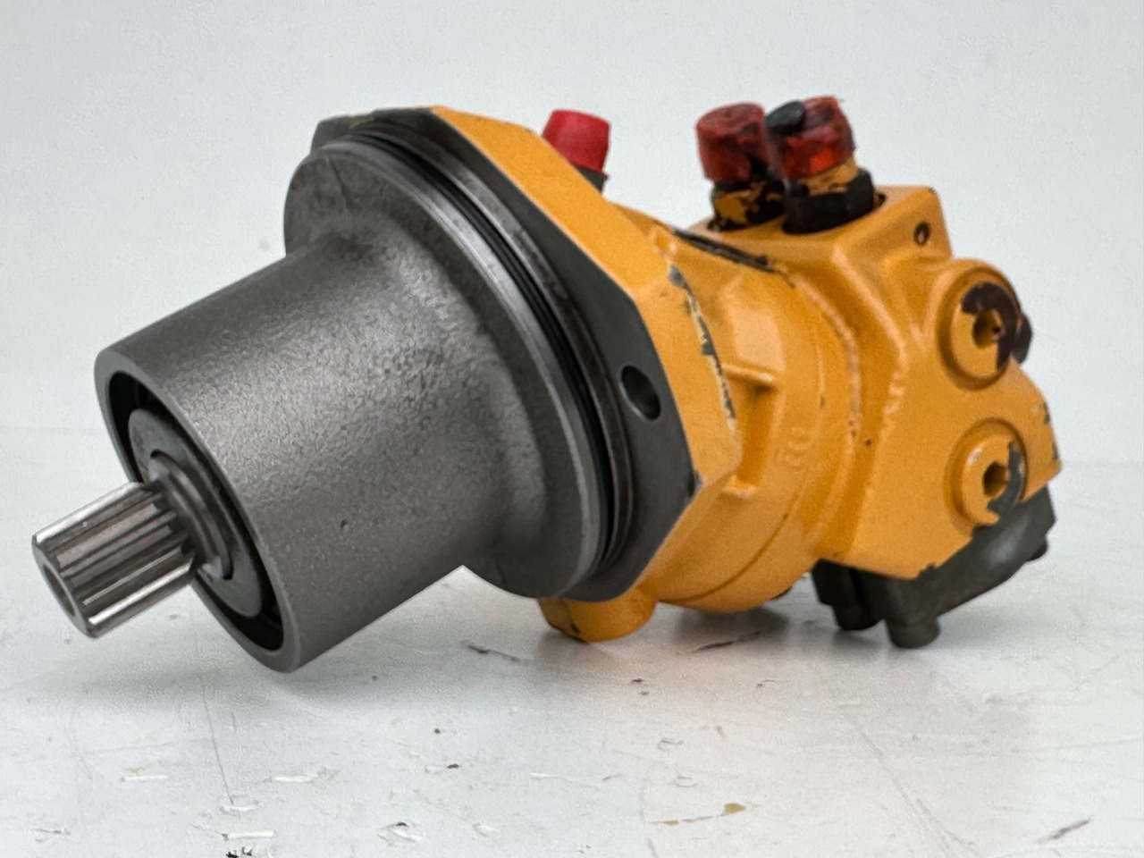 LIEBHERR Konstantmotor mit ID-Nr.5008984-ID-Nr.5007150 – Hydromatik Rexroth Axialkolbenmotor mit Nr.2000349 Typ:A2FE23/61W-NAL191. A308,A310,A312,A900ZW,R308,R310,R312,LOS914,R914,R916. #4064579.DK# - Гидравлический мотор для Экскаваторов: фото 1 LIEBHERR Konstantmotor mit ID-Nr.5008984-ID-Nr.5007150 – Hydromatik Rexroth Axialkolbenmotor mit Nr.2000349 Typ:A2FE23/61W-NAL191. A308,A310,A312,A900ZW,R308,R310,R312,LOS914,R914,R916. #4064579.DK# - Гидравлический мотор для Экскаваторов: фото 1