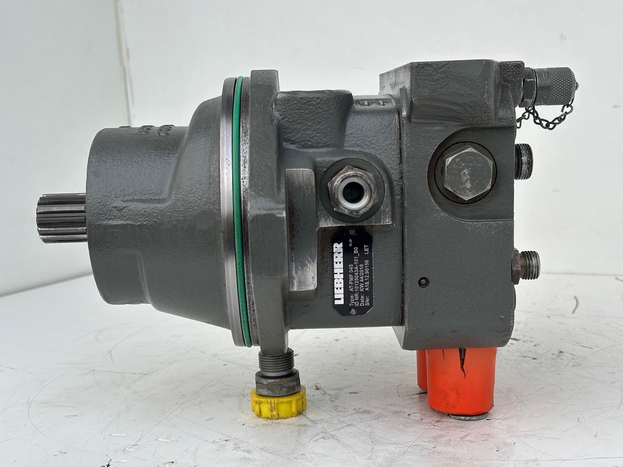 LIEBHERR Original Hydraulikeinbaumotor AT-FMF045. ID-Nr.9075181 – ID-Nr.10125043A. A309, A311, A312, A314, A316, A900, A904, A918, R313, R317, R900, R904. #A18.12.90158# - Гидравлический мотор для Экскаваторов: фото 5 LIEBHERR Original Hydraulikeinbaumotor AT-FMF045. ID-Nr.9075181 – ID-Nr.10125043A. A309, A311, A312, A314, A316, A900, A904, A918, R313, R317, R900, R904. #A18.12.90158# - Гидравлический мотор для Экскаваторов: фото 5