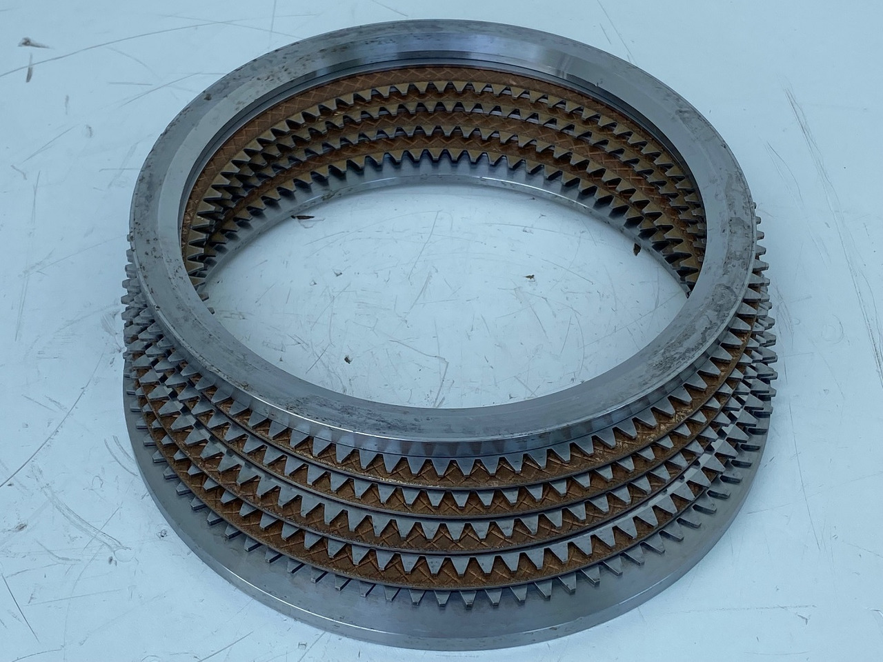 Liebherr Bremslamellensatz ID-Nr.90009257. A913 COMP, A914 COMP, A914, A916 COMP, A916, A918 COMP, A918, A920, A922, LH18, LH22, LH24, LH26, R914 RAIL, R914 COMP, R914, R918, R920, R922. #BRSA1550# - Поворотный редуктор для Экскаваторов: фото 3 Liebherr Bremslamellensatz ID-Nr.90009257. A913 COMP, A914 COMP, A914, A916 COMP, A916, A918 COMP, A918, A920, A922, LH18, LH22, LH24, LH26, R914 RAIL, R914 COMP, R914, R918, R920, R922. #BRSA1550# - Поворотный редуктор для Экскаваторов: фото 3