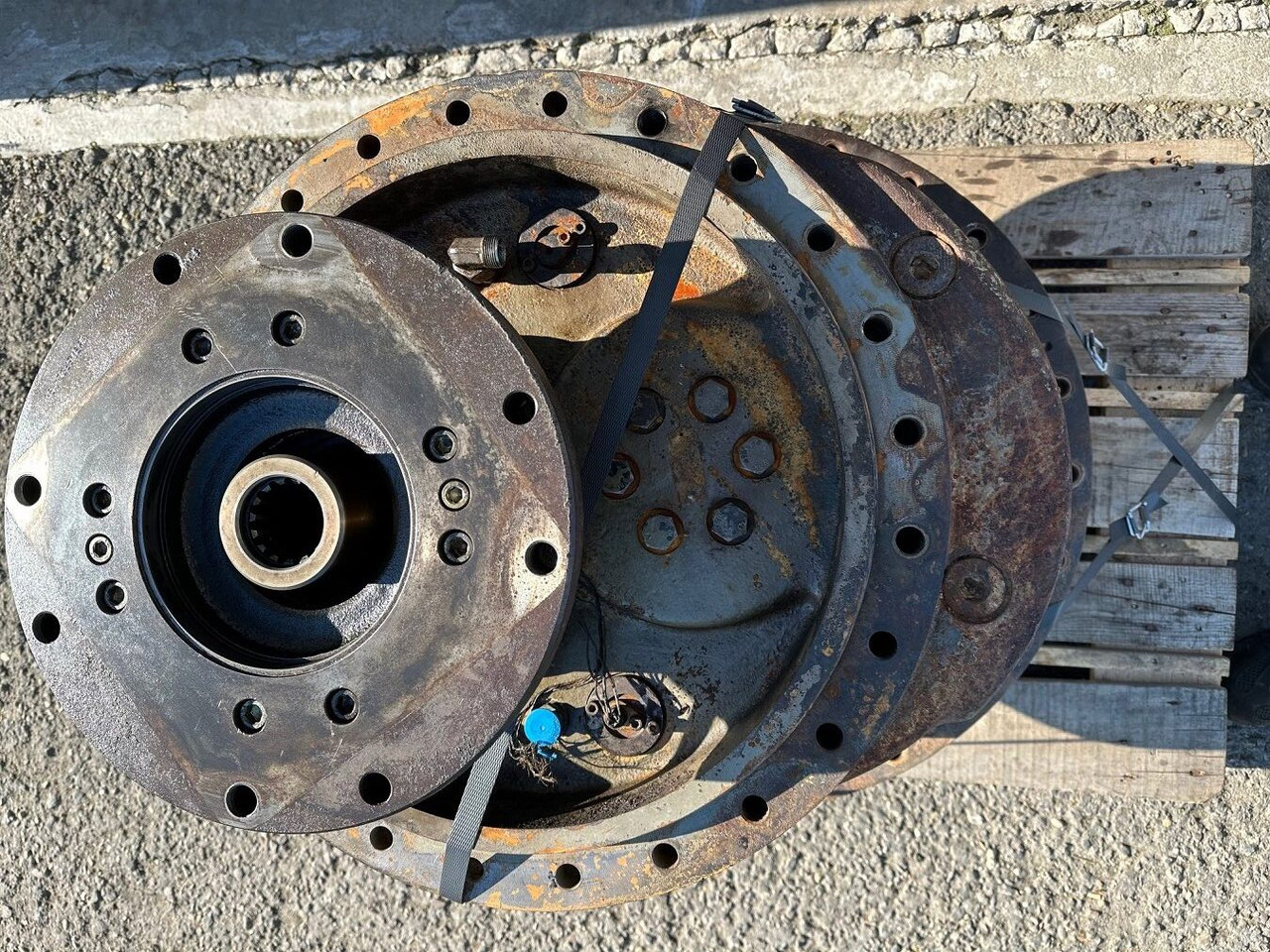 Бортовой редуктор для Бульдозеров Liebherr Fahrantrieb FAT450E510.  ID-Nr.970351501 - ID-Nr.90025195 - ID-Nr.90203584.  LR634-992, LU755D-999, O634-992, PR734-4L-1481,PR734-4XL-1659.  #10739.01#: фото 8 Бортовой редуктор для Бульдозеров Liebherr Fahrantrieb FAT450E510.  ID-Nr.970351501 - ID-Nr.90025195 - ID-Nr.90203584.  LR634-992, LU755D-999, O634-992, PR734-4L-1481,PR734-4XL-1659.  #10739.01#: фото 8