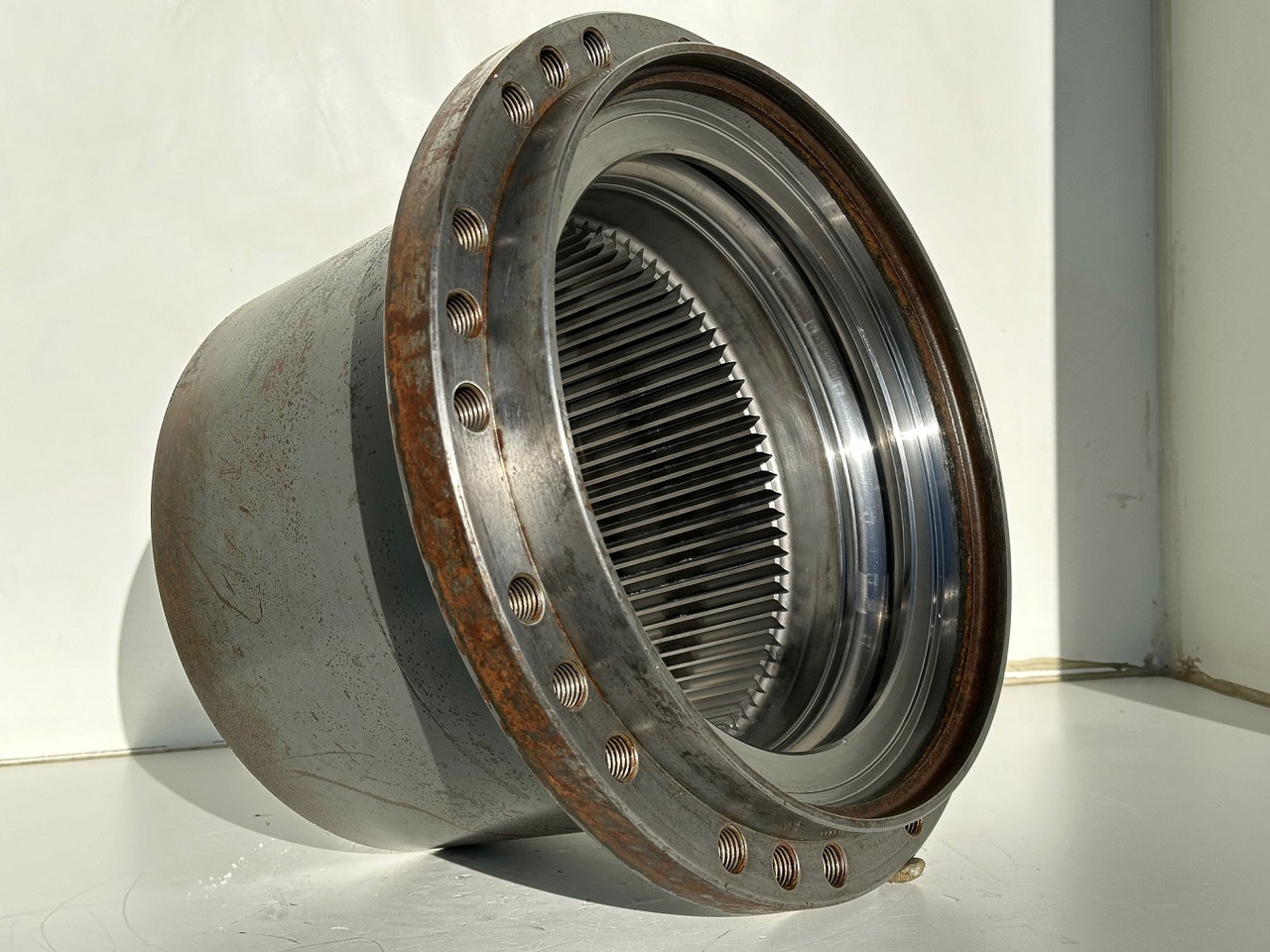 Liebherr Innenrad ID-Nr.90206742. FAT350P126 - FAT350P138. LOS1926 - R920 - R922 - R924 - R925 - R926 - R930 T.#90206742.18.12# - Бортовой редуктор для Гусеничных экскаваторов: фото 4 Liebherr Innenrad ID-Nr.90206742. FAT350P126 - FAT350P138. LOS1926 - R920 - R922 - R924 - R925 - R926 - R930 T.#90206742.18.12# - Бортовой редуктор для Гусеничных экскаваторов: фото 4