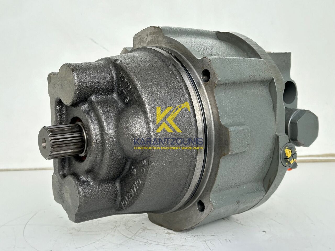 Liebherr Original Hydraulikeinbaumotor CMVE O 135. ID-Nr.10129570 - ID-Nr.11439804. FAT400P112 - FAT550P093. R930, R934, R936, R940, R944, R946, R950T. #10129570.21538# - Бортовой редуктор для Строительной техники: фото 1 Liebherr Original Hydraulikeinbaumotor CMVE O 135. ID-Nr.10129570 - ID-Nr.11439804. FAT400P112 - FAT550P093. R930, R934, R936, R940, R944, R946, R950T. #10129570.21538# - Бортовой редуктор для Строительной техники: фото 1