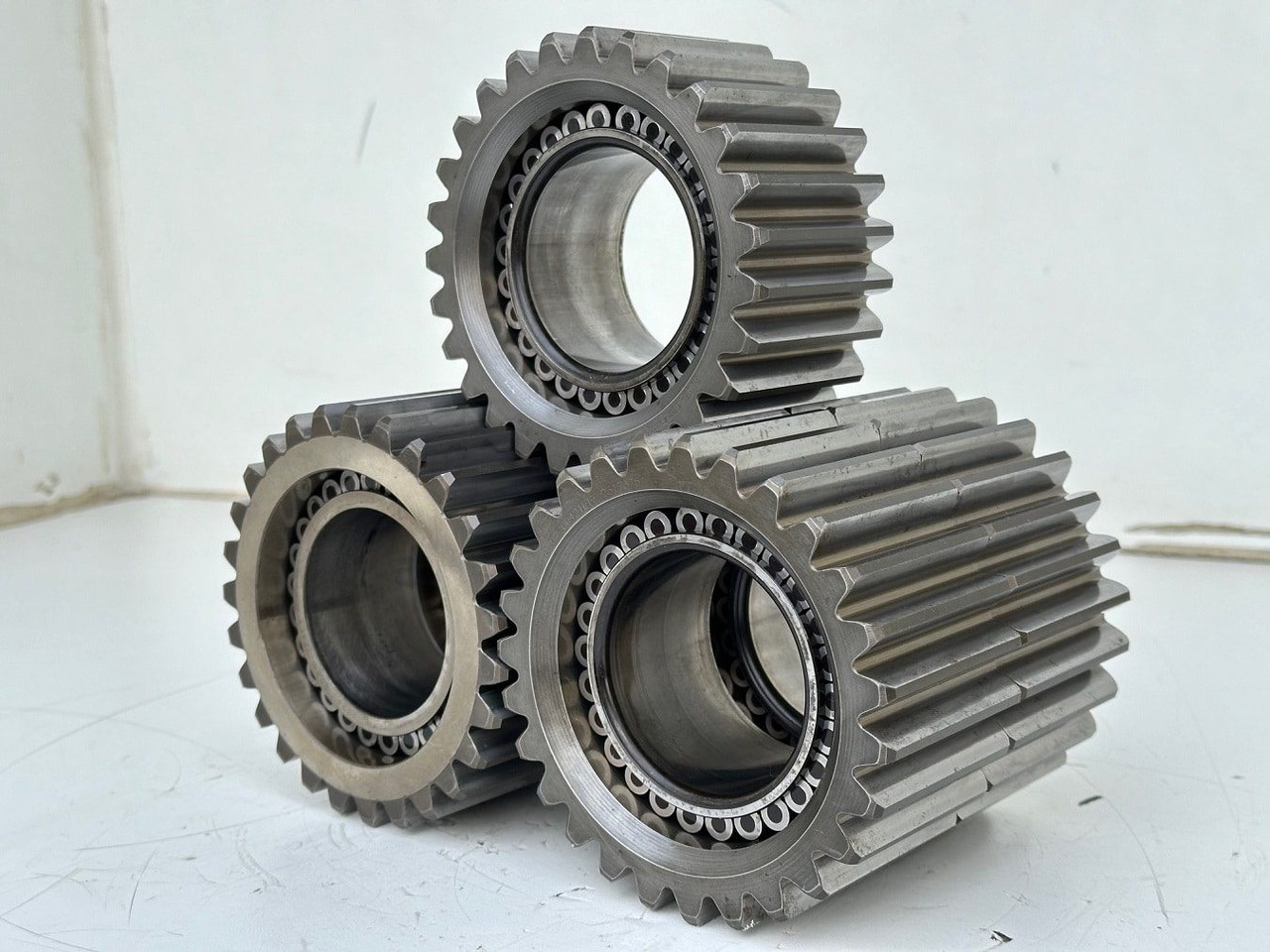 Liebherr Planetenrad ID-Nr.90024935. FAT400P112 - FAT400P130 - FAT400P139. R926, R928, R930, R934, R936, R938, R940, R944, R946, R950 T. #0992#0792# - Трансмиссия для Строительной техники: фото 1 Liebherr Planetenrad ID-Nr.90024935. FAT400P112 - FAT400P130 - FAT400P139. R926, R928, R930, R934, R936, R938, R940, R944, R946, R950 T. #0992#0792# - Трансмиссия для Строительной техники: фото 1