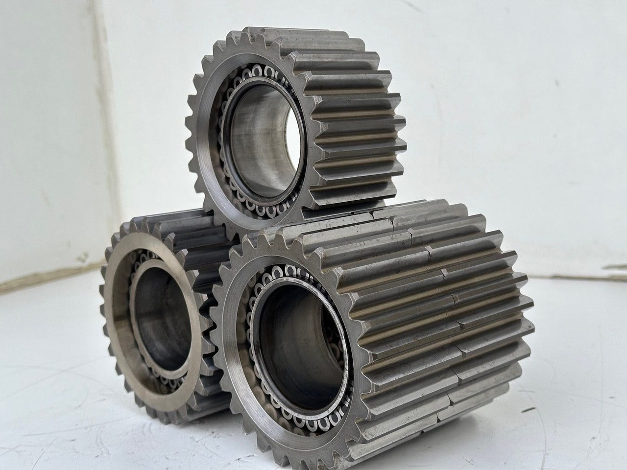 Liebherr Planetenrad ID-Nr.90024935. FAT400P112 - FAT400P130 - FAT400P139. R926, R928, R930, R934, R936, R938, R940, R944, R946, R950 T. #0992#0792# - Трансмиссия для Строительной техники: фото 2 Liebherr Planetenrad ID-Nr.90024935. FAT400P112 - FAT400P130 - FAT400P139. R926, R928, R930, R934, R936, R938, R940, R944, R946, R950 T. #0992#0792# - Трансмиссия для Строительной техники: фото 2