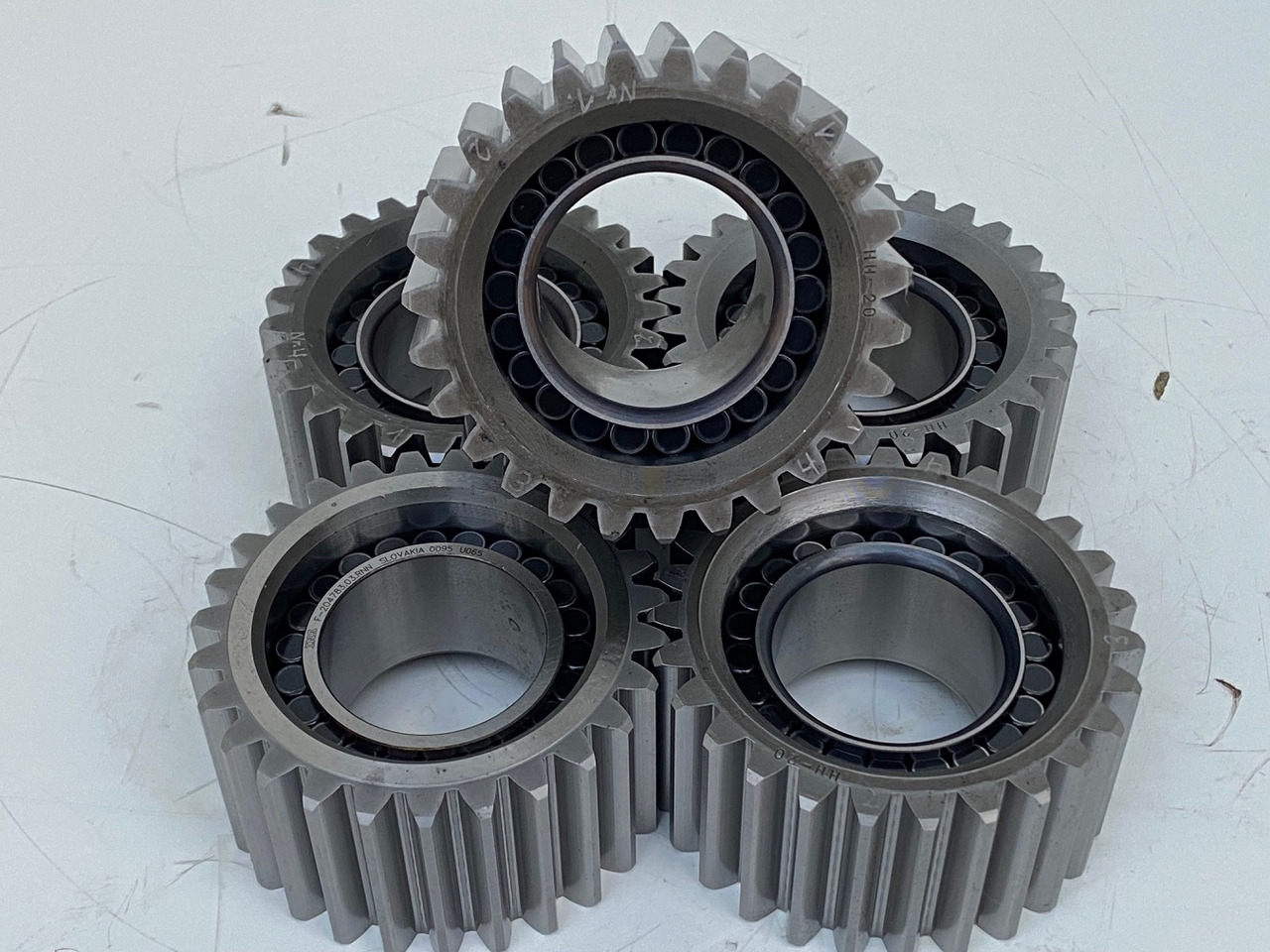 Liebherr Planetenrad ID-Nr.90205840. FAT350P126 - FAT350P138. R920 - R922 - R924 - R925 - R926 - R930 T. #PL24.02.2# - Бортовой редуктор для Строительной техники: фото 3 Liebherr Planetenrad ID-Nr.90205840. FAT350P126 - FAT350P138. R920 - R922 - R924 - R925 - R926 - R930 T. #PL24.02.2# - Бортовой редуктор для Строительной техники: фото 3