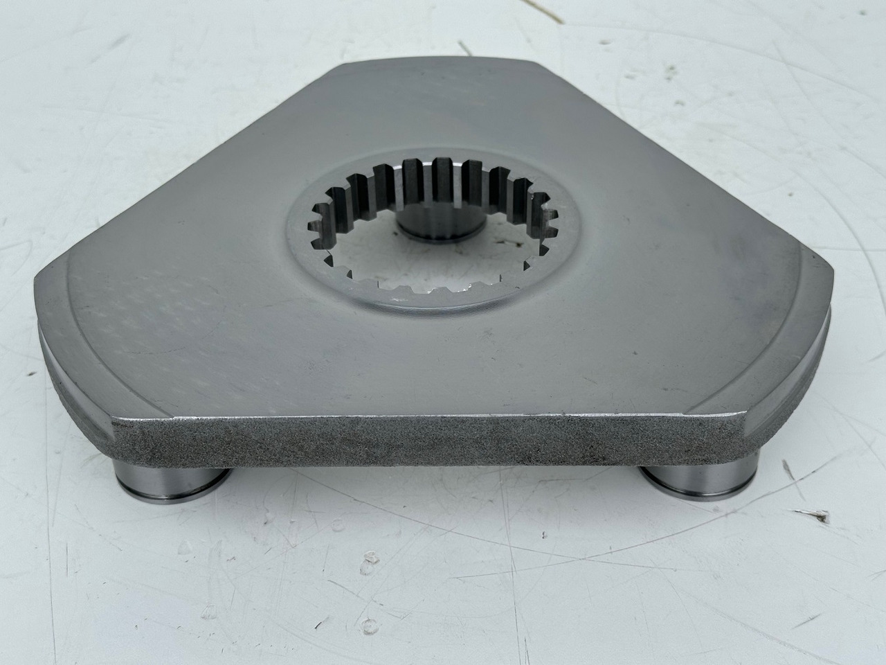 Liebherr Planetenträger ID-Nr.12962320. #12962320.A4.267# - Коробка передач и запчасти для Экскаваторов: фото 4 Liebherr Planetenträger ID-Nr.12962320. #12962320.A4.267# - Коробка передач и запчасти для Экскаваторов: фото 4