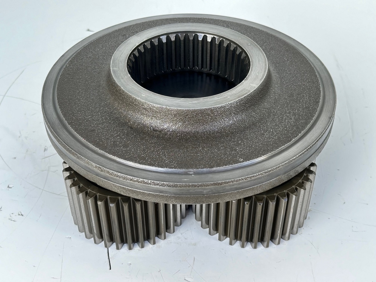 Liebherr Planetenträger ID-Nr.90206189 mit Planetenrad ID-Nr.90206207. SAT325A296. R934-1550, R938-1650, R945-1866. #PL.PL.0177.0162# - Коробка передач для Строительной техники: фото 4 Liebherr Planetenträger ID-Nr.90206189 mit Planetenrad ID-Nr.90206207. SAT325A296. R934-1550, R938-1650, R945-1866. #PL.PL.0177.0162# - Коробка передач для Строительной техники: фото 4