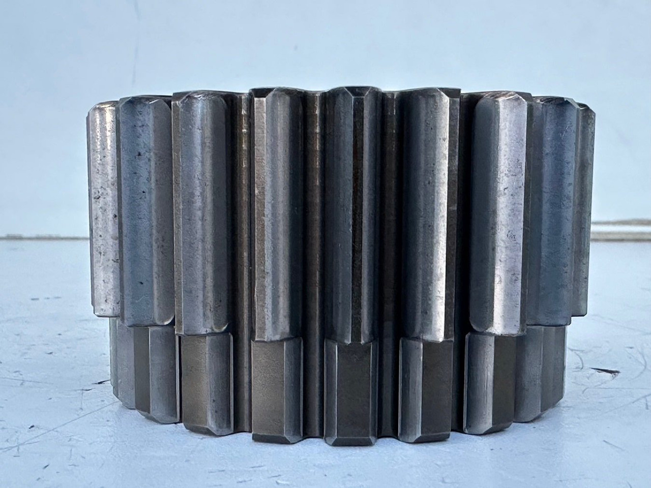 Liebherr Sonnenrad ID-Nr.90002821. FAT400P112, FAT400P130, FAT400P139. R926, R928, R930, R934, R936, R938, R940, R944, R946, R950 T. #01.51139# - Трансмиссия для Строительной техники: фото 5 Liebherr Sonnenrad ID-Nr.90002821. FAT400P112, FAT400P130, FAT400P139. R926, R928, R930, R934, R936, R938, R940, R944, R946, R950 T. #01.51139# - Трансмиссия для Строительной техники: фото 5