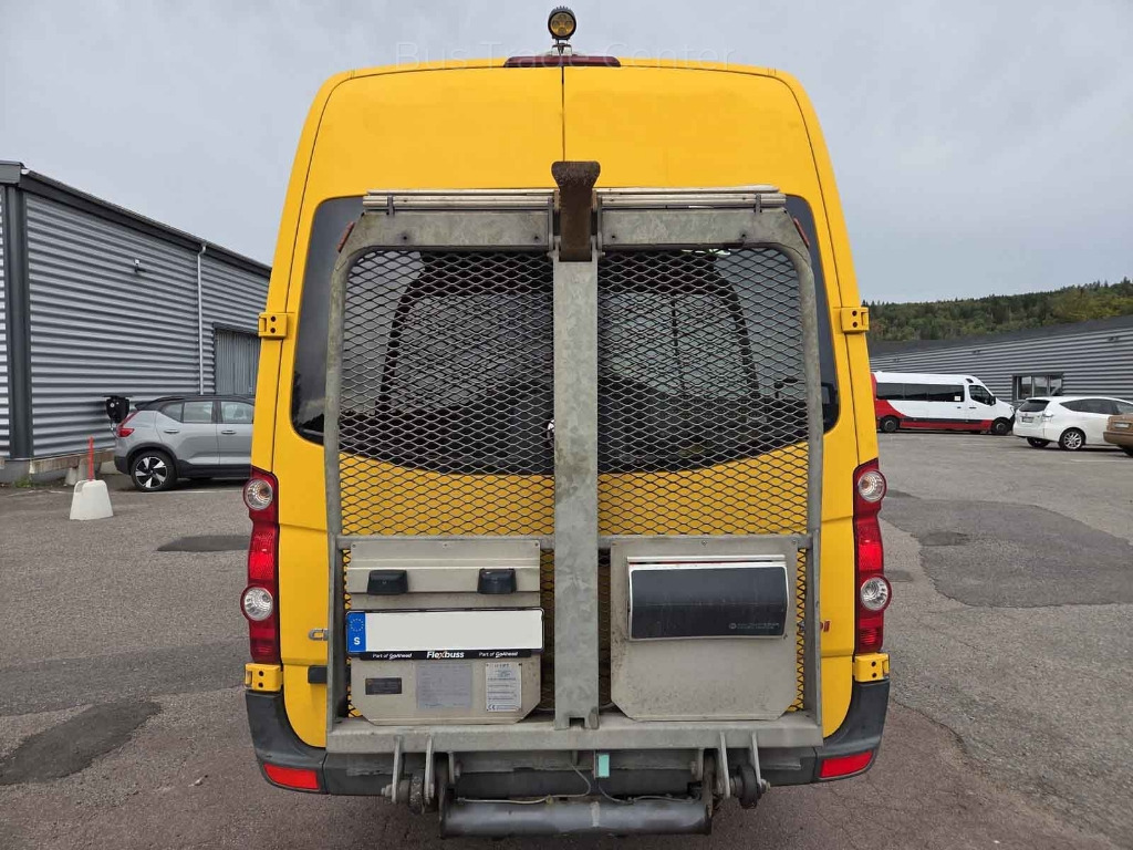 VOLKSWAGEN CRAFTER 50 LR // 8 pcs with lift - Микроавтобус, Пассажирский фургон: фото 5 VOLKSWAGEN CRAFTER 50 LR // 8 pcs with lift - Микроавтобус, Пассажирский фургон: фото 5