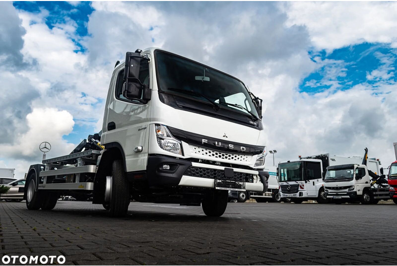 Mitsubishi Fuso 9C18 + KING HZ6R Hooklift - Крюковой мультилифт: фото 3 Mitsubishi Fuso 9C18 + KING HZ6R Hooklift - Крюковой мультилифт: фото 3