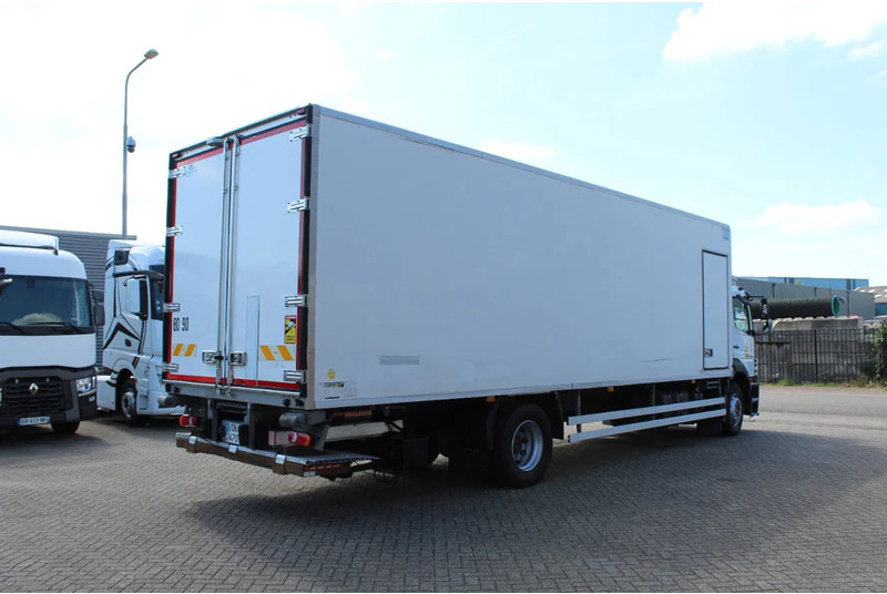 Mercedes-Benz Axor 1829 * MANAUL * EURO5 * 4X2 * CARRIER SUPRA 950 * - Рефрижератор: фото 4 Mercedes-Benz Axor 1829 * MANAUL * EURO5 * 4X2 * CARRIER SUPRA 950 * - Рефрижератор: фото 4