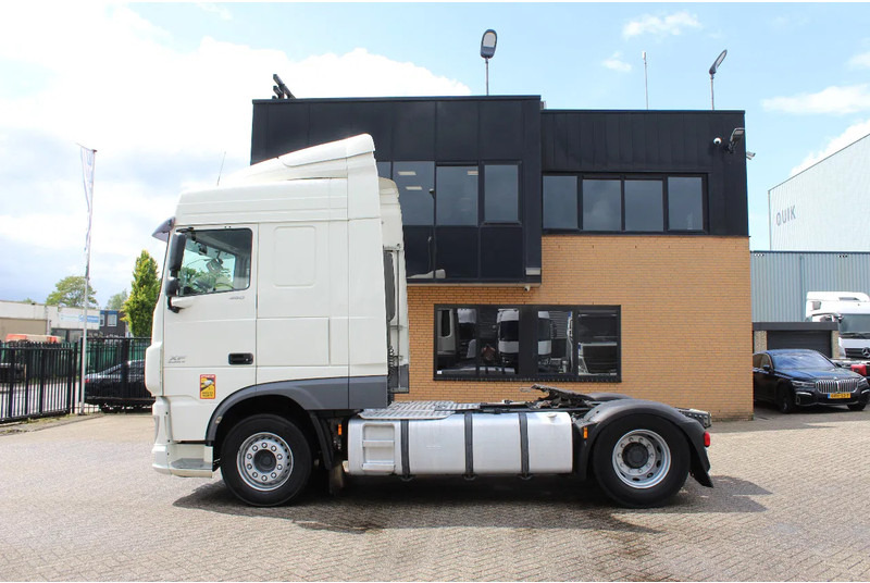 DAF XF 106.460 * RETARDER * 4X2 * - Тягач: фото 2 DAF XF 106.460 * RETARDER * 4X2 * - Тягач: фото 2