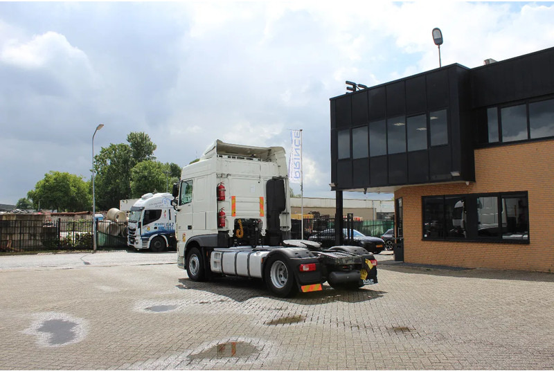 DAF XF 106.460 * RETARDER * 4X2 * - Тягач: фото 3 DAF XF 106.460 * RETARDER * 4X2 * - Тягач: фото 3