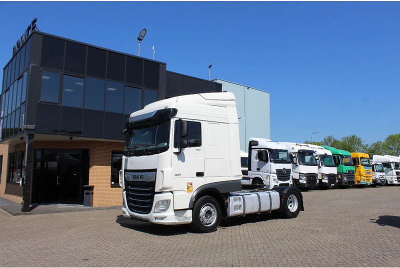 DAF XF 106.480 * RETARDER * 2 TANK * 2 BED * - Тягач: фото 1 DAF XF 106.480 * RETARDER * 2 TANK * 2 BED * - Тягач: фото 1