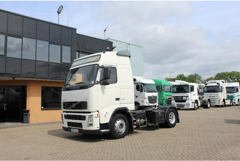 Volvo FH 12.420 * MANUAL * 4X2 * - Тягач: фото 1 Volvo FH 12.420 * MANUAL * 4X2 * - Тягач: фото 1