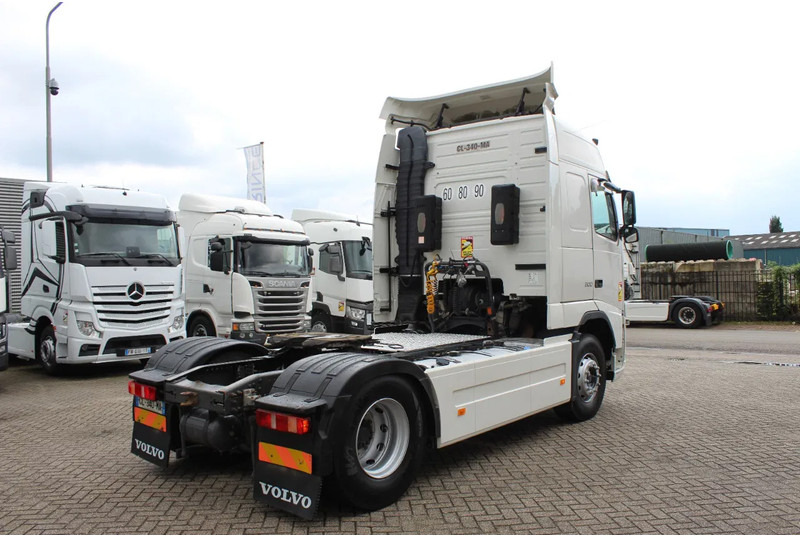 Volvo FH 13.500 * EURO5 * 2 TANK * 4X2 * chassi 2013 * top condition - Тягач: фото 5 Volvo FH 13.500 * EURO5 * 2 TANK * 4X2 * chassi 2013 * top condition - Тягач: фото 5