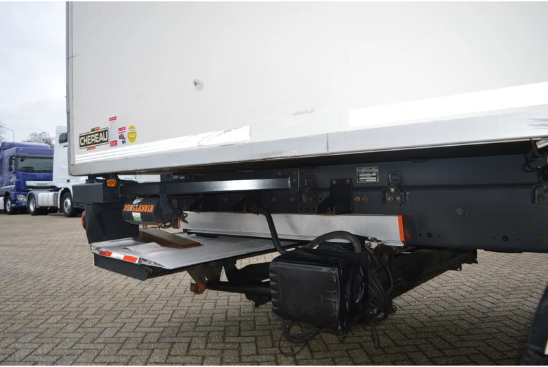 Рефрижератор Volvo * EURO5 * CARRIER SUPRA 950MT * 4X2 *: фото 11 Рефрижератор Volvo * EURO5 * CARRIER SUPRA 950MT * 4X2 *: фото 11