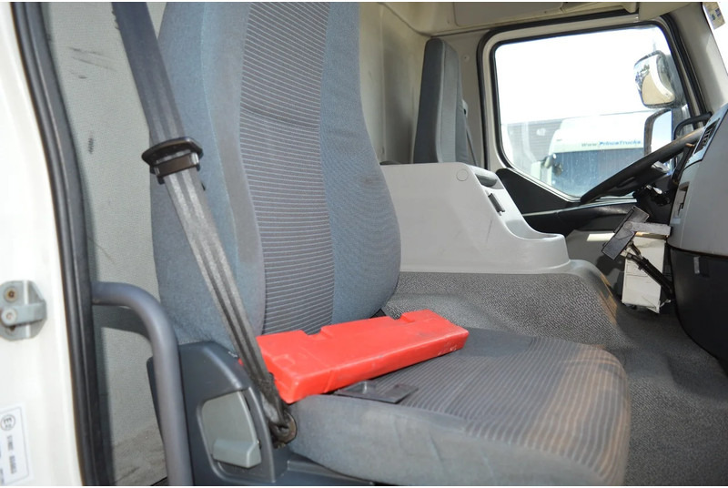 Фото интерьера 1: Рефрижератор Volvo FE 260 * EURO5 * CARRIER SUPRA SILENT 950 MT * 4X2 *