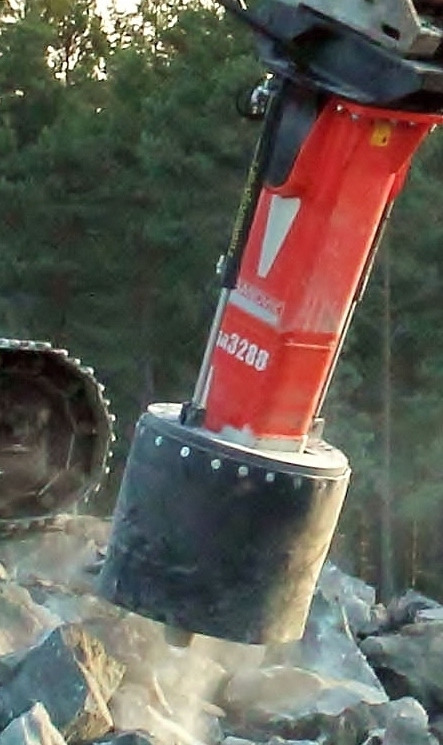 Finnsuoja SP-1 - Гидромолот для Строительной техники: фото 1 Finnsuoja SP-1 - Гидромолот для Строительной техники: фото 1