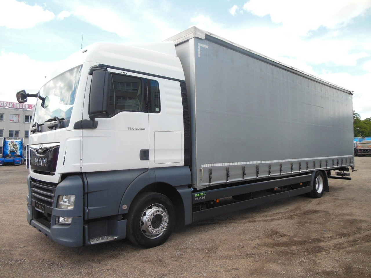 MAN TGX 18.460, XLX, VOLL LUFT, PRITSCHE 9,2M, TOP!! - Тентованный грузовик: фото 1 MAN TGX 18.460, XLX, VOLL LUFT, PRITSCHE 9,2M, TOP!! - Тентованный грузовик: фото 1