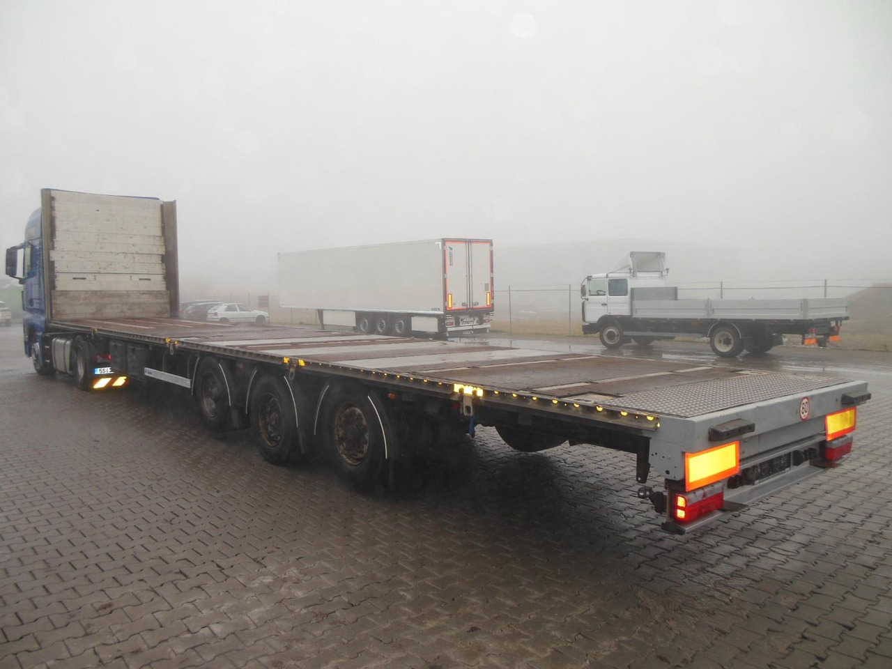 Panav NP036, LOWDECK, 2 LIFTACHSE, CONTAINER TWISTLOCK - Полуприцеп бортовой/ Платформа: фото 4 Panav NP036, LOWDECK, 2 LIFTACHSE, CONTAINER TWISTLOCK - Полуприцеп бортовой/ Платформа: фото 4