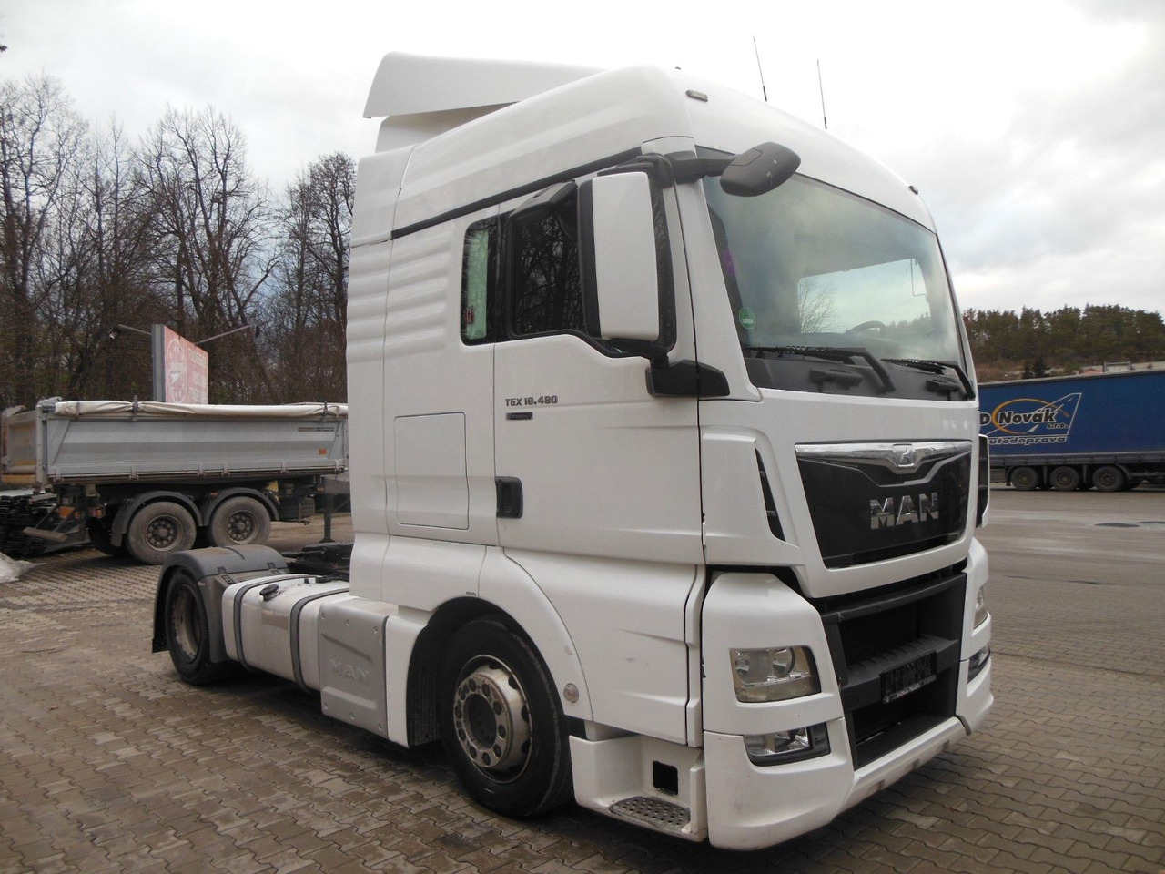 MAN TGX 18.480 LLS-U, LOWDECK + KRONE MEGA MAN TGX 18.480 LLS-U, LOWDECK - Тягач: фото 2 MAN TGX 18.480 LLS-U, LOWDECK + KRONE MEGA MAN TGX 18.480 LLS-U, LOWDECK - Тягач: фото 2