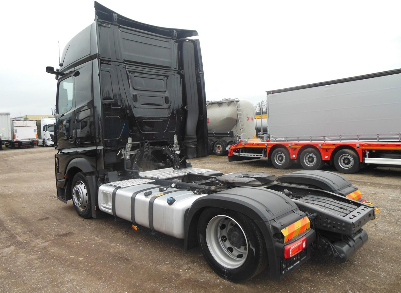 Mercedes-Benz 1848 ACTROS, LOWDECK, GIGA SPACE, STANDKLIMA Mercedes-Benz 1848 ACTROS, LOWDECK, GIGA SPACE, STANDKLIMA - Тягач: фото 4 Mercedes-Benz 1848 ACTROS, LOWDECK, GIGA SPACE, STANDKLIMA Mercedes-Benz 1848 ACTROS, LOWDECK, GIGA SPACE, STANDKLIMA - Тягач: фото 4