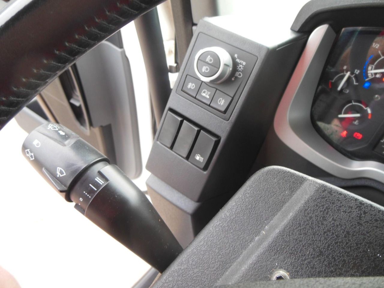 Тягач Renault T520 COMFORT, LOWDECK, TOP STAND: фото 13 Тягач Renault T520 COMFORT, LOWDECK, TOP STAND: фото 13