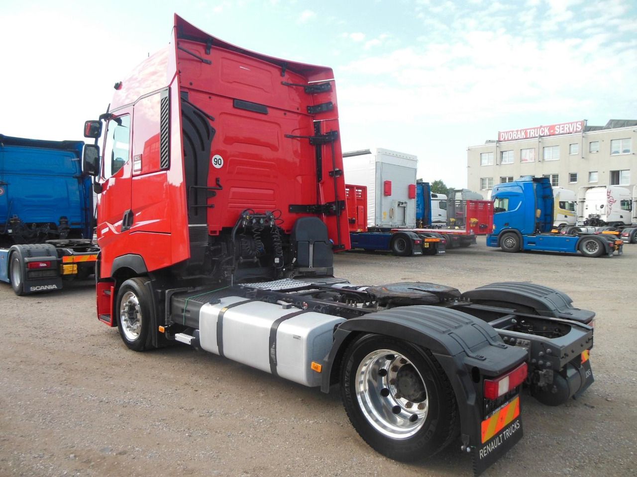 Renault T520 HIGH, COMFORT, LOWDECK, TOP STAND!! - Тягач: фото 4 Renault T520 HIGH, COMFORT, LOWDECK, TOP STAND!! - Тягач: фото 4
