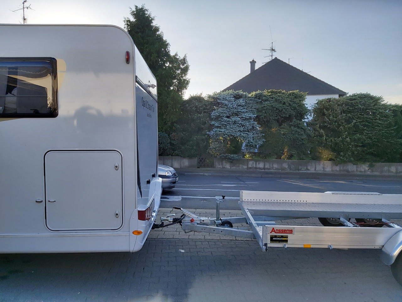 Anssems AMT ECO 1300 light 340x180x18cm (L) 1300kg - Прицеп-автовоз: фото 1 Anssems AMT ECO 1300 light 340x180x18cm (L) 1300kg - Прицеп-автовоз: фото 1