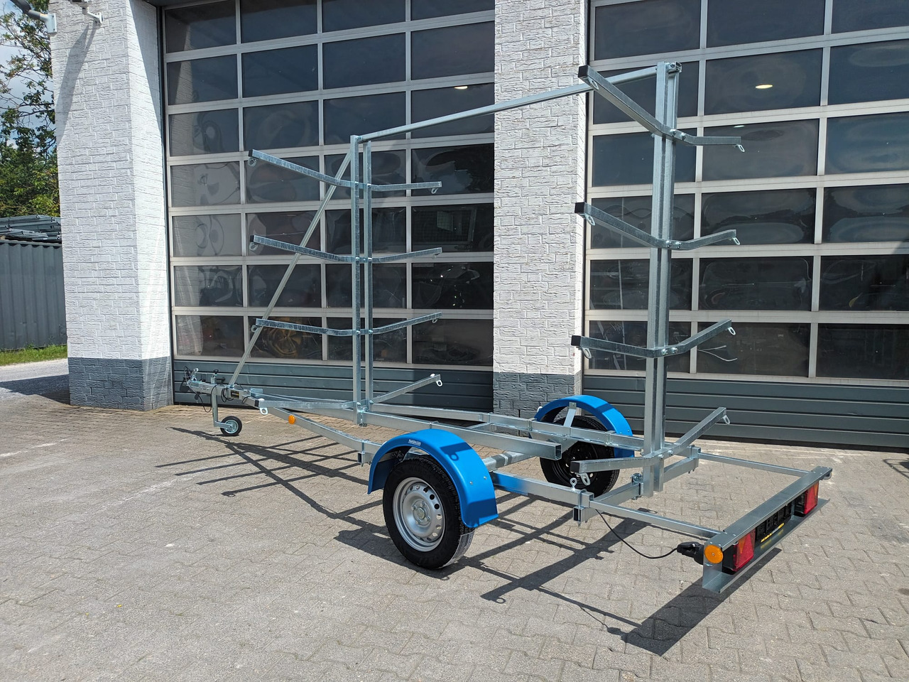 Bootsanhänger Boattrailer Neptun NAVY N7-17 KY Kanu Kajak SUP Board Gestell 750kg Modell 2024 - Лодочный прицеп: фото 3 Bootsanhänger Boattrailer Neptun NAVY N7-17 KY Kanu Kajak SUP Board Gestell 750kg Modell 2024 - Лодочный прицеп: фото 3