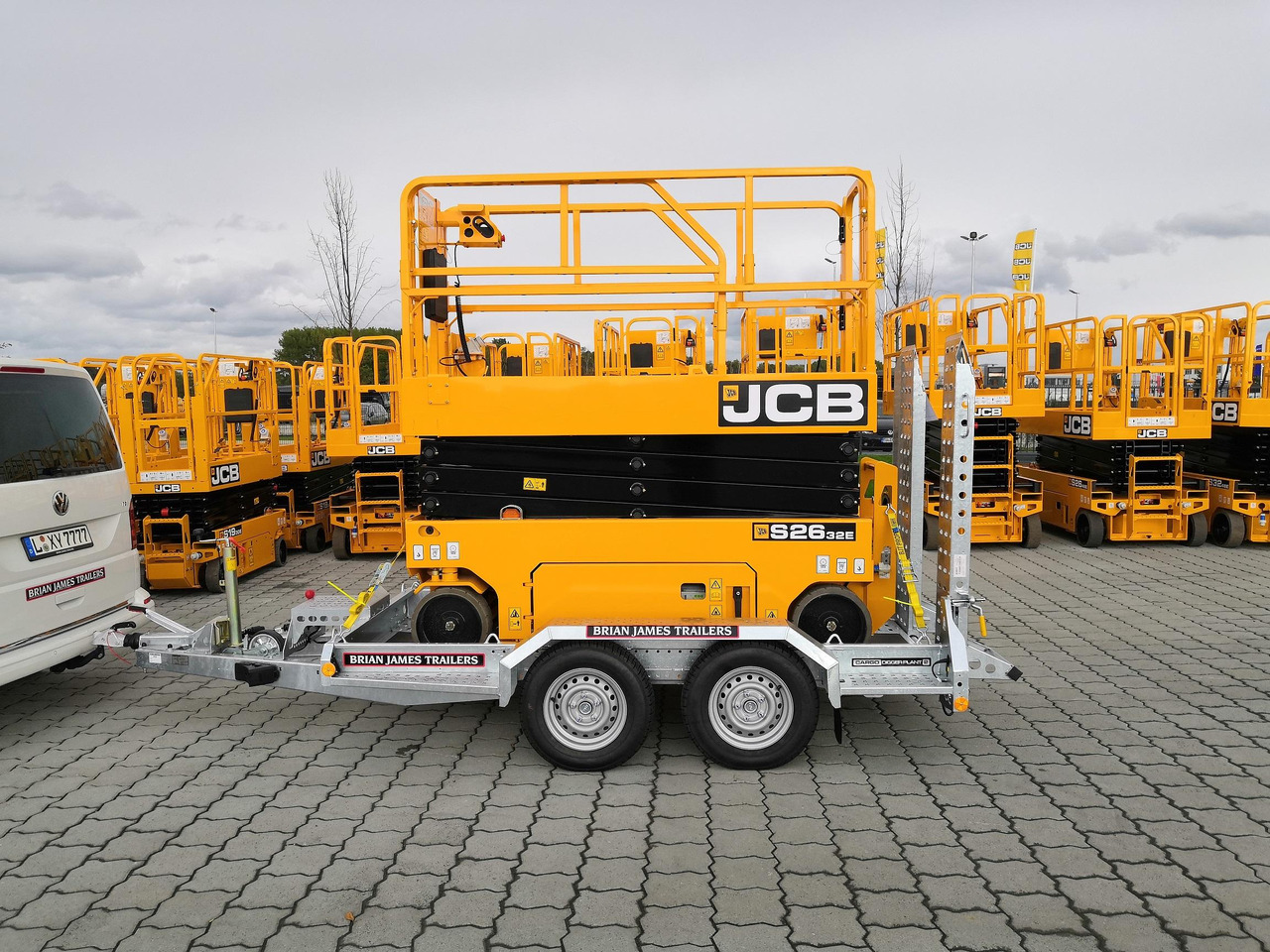 Brian James Digger Plant 543-2813-27 280x130cm Schaufelablage Rampen Reserverad 2700kg Aktion - Прицеп для спецтехники: фото 2 Brian James Digger Plant 543-2813-27 280x130cm Schaufelablage Rampen Reserverad 2700kg Aktion - Прицеп для спецтехники: фото 2