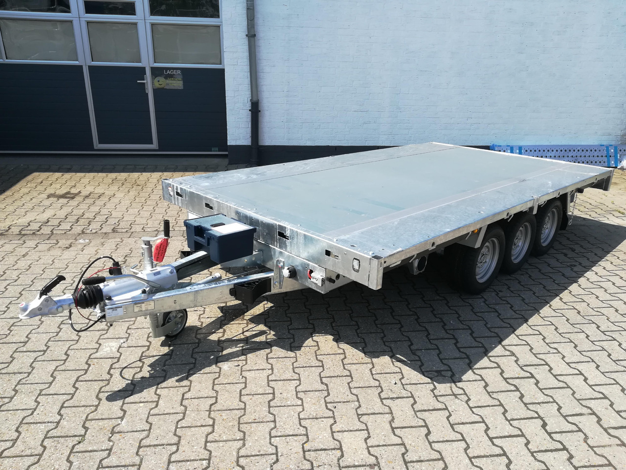 Brian James Trailer CarGO Tipper 2 elektrisch 360x195x30cm Stahlbordwände Pendel 12" Tridem 3,5t on - Самосвальный прицеп: фото 2 Brian James Trailer CarGO Tipper 2 elektrisch 360x195x30cm Stahlbordwände Pendel 12" Tridem 3,5t on - Самосвальный прицеп: фото 2