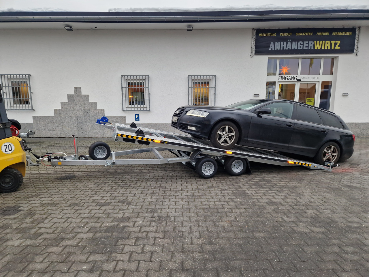 Cartrailer Expert 2745 easyload black 450x216cm ankippbar Winde Reserverad 10" 100km/H 2700kg - Прицеп-автовоз: фото 2 Cartrailer Expert 2745 easyload black 450x216cm ankippbar Winde Reserverad 10" 100km/H 2700kg - Прицеп-автовоз: фото 2